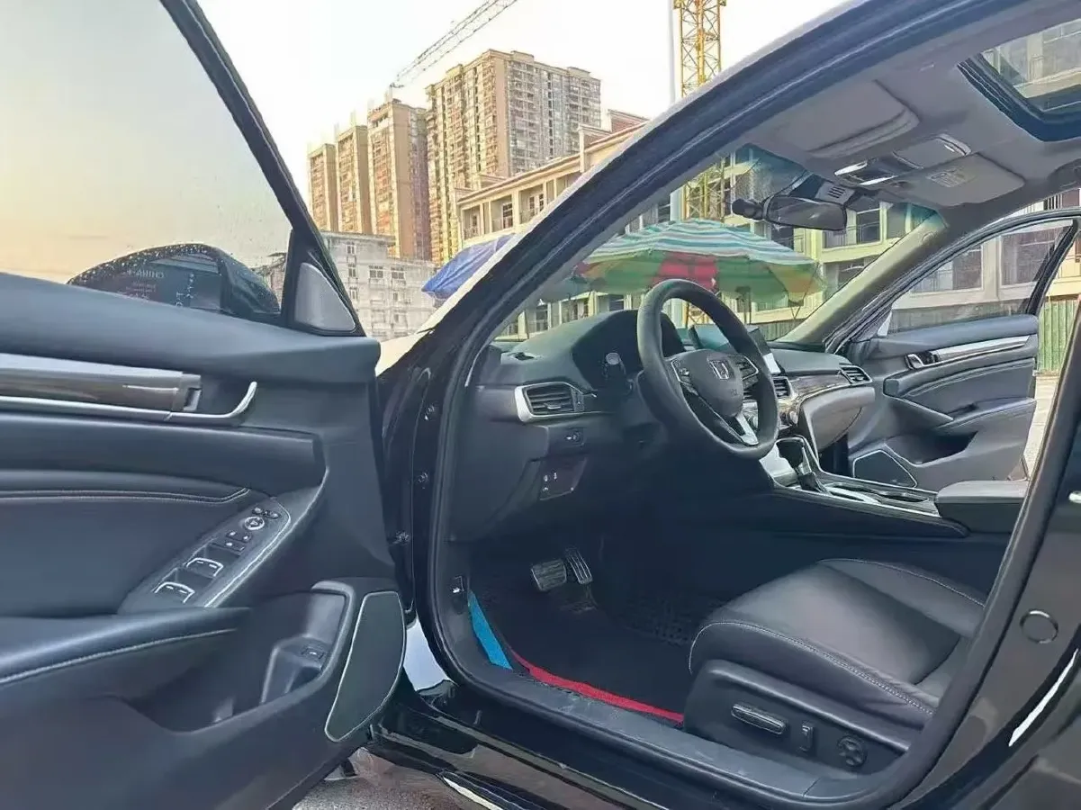 2022 Honda Accord 1.5T 194HP L4 CVT,autocango,china used car exporter,china ev exporter,chinese used car exporter,chinese used ev exporter