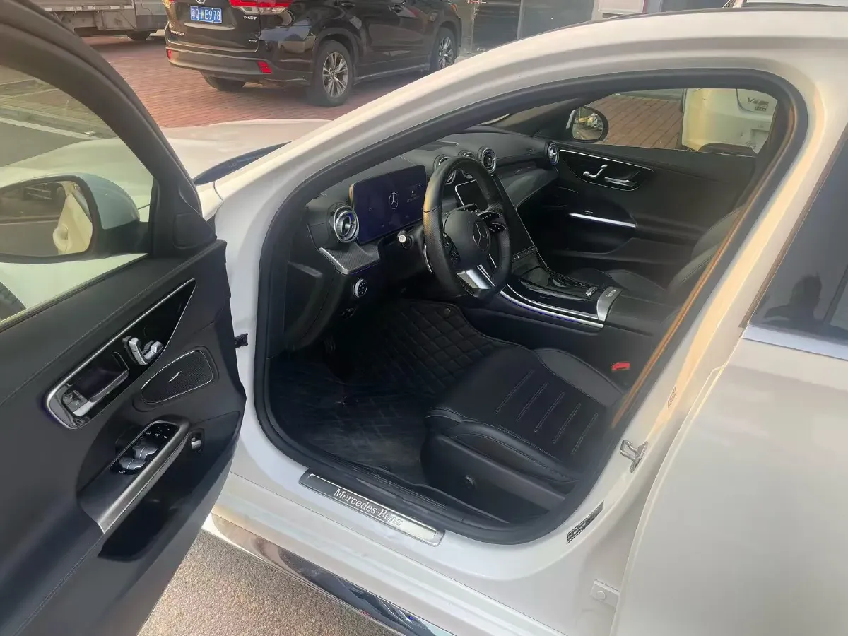 2022 Mercedes-Benz C Class 1.5T 204HP L4 9AT,autocango,china used car exporter,china ev exporter,chinese used car exporter,chinese used ev exporter