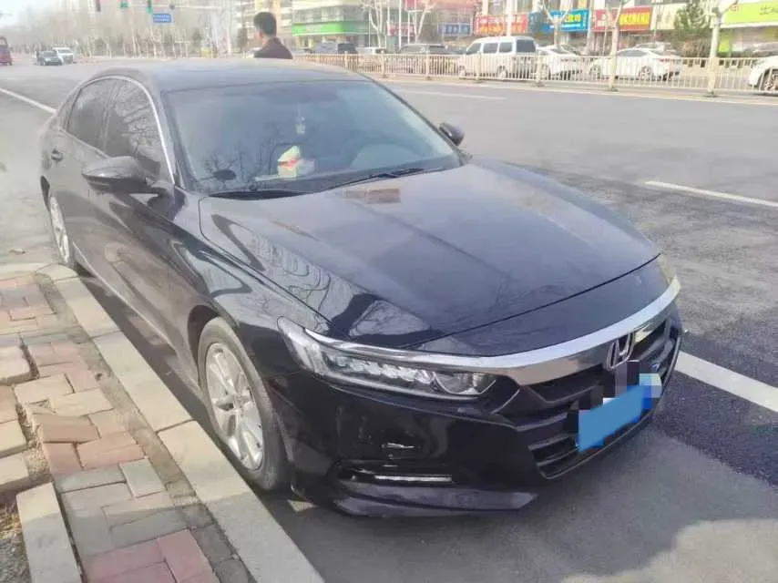 2022 Buick GL8 2.0T 237HP L4 9AT,autocango,china used car exporter,china ev exporter,chinese used car exporter,chinese used ev exporter