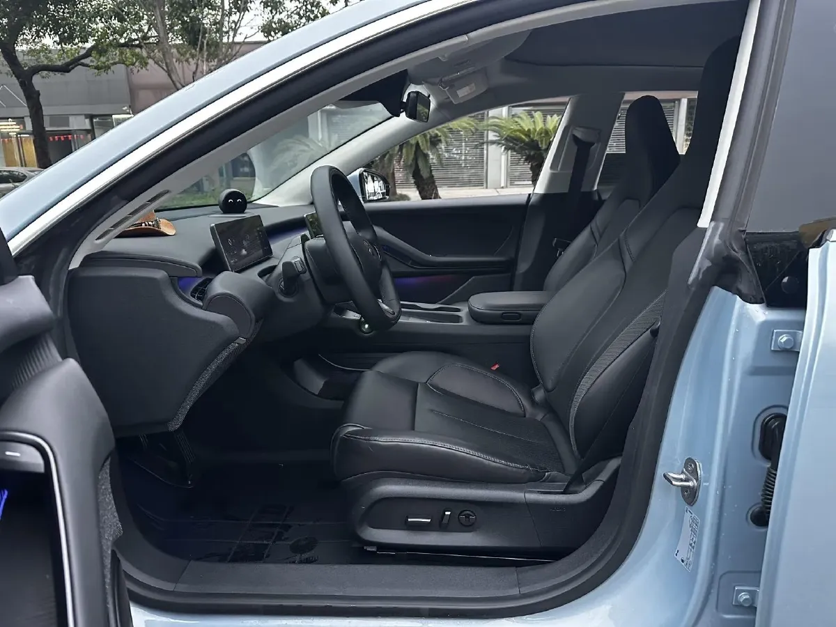 2022 JunTian HeiWuShi Youth 2.0T 203HP L4 6AT,autocango,china used car exporter,china ev exporter,chinese used car exporter,chinese used ev exporter