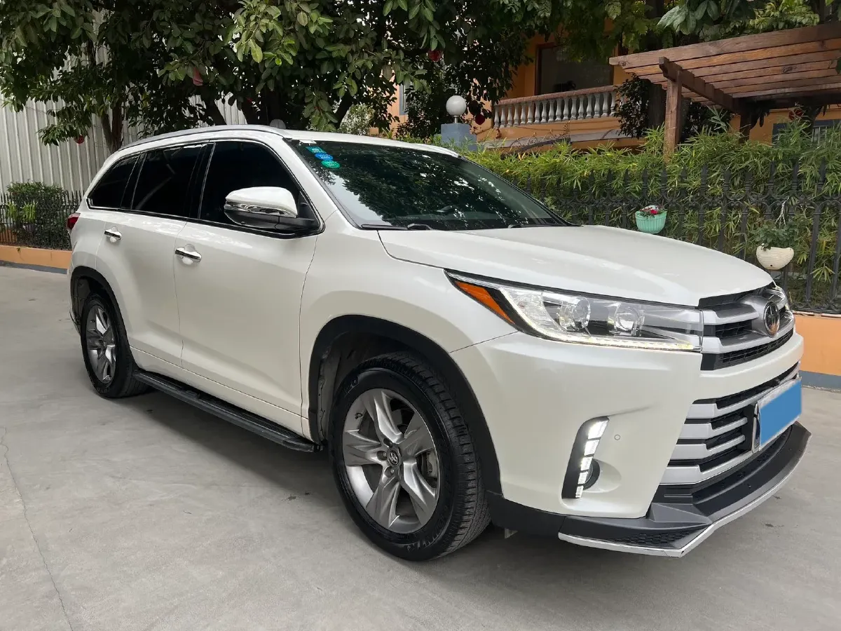 2018 Toyota Highlander 2.0T 220HP L4 6AT,autocango,china used car exporter,china ev exporter,chinese used car exporter,chinese used ev exporter