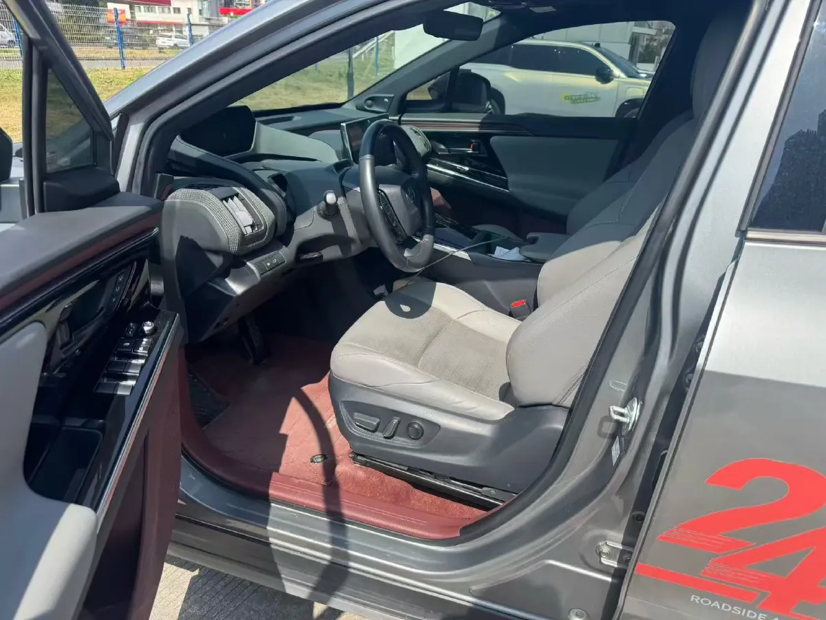 2022 Toyota bZ4X BEV 66.7KWH,autocango,china used car exporter,china ev exporter,chinese used car exporter,chinese used ev exporter