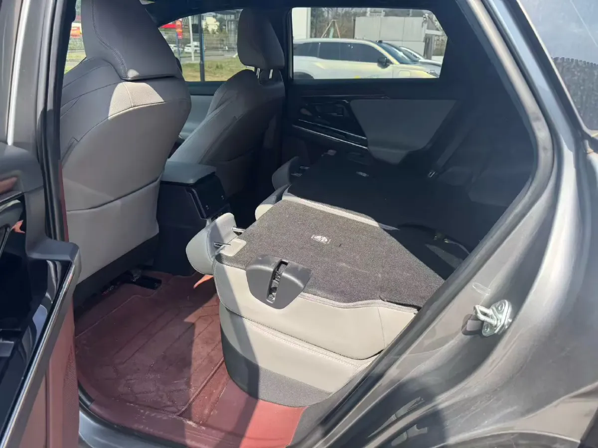 2022 Toyota bZ4X BEV 66.7KWH,autocango,china used car exporter,china ev exporter,chinese used car exporter,chinese used ev exporter