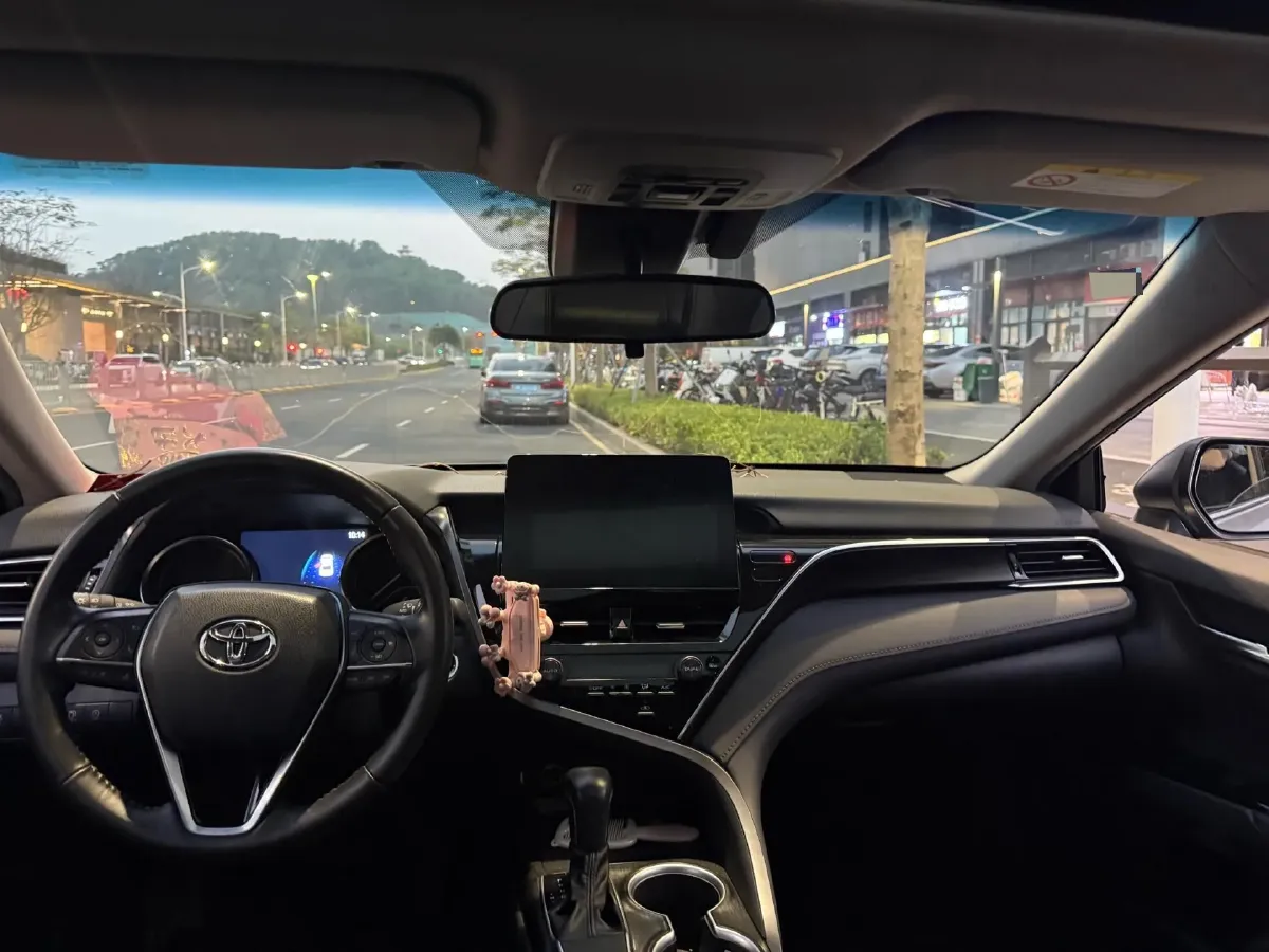 2023 Toyota Camry 2.0L 177HP L4 CVT,autocango,china used car exporter,china ev exporter,chinese used car exporter,chinese used ev exporter