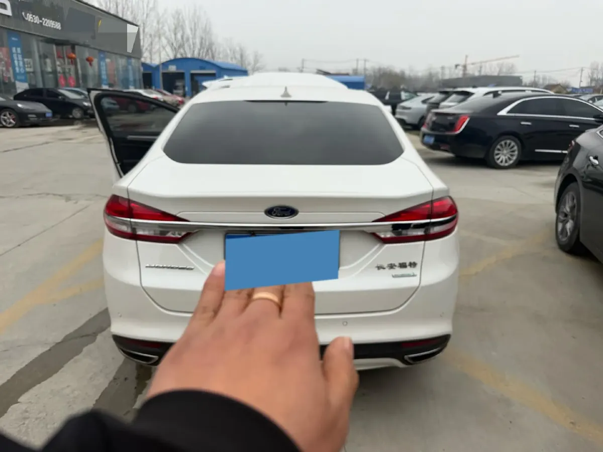 2018 Ford Mondeo 2.0T 204HP L4 6AT,autocango,china used car exporter,china ev exporter,chinese used car exporter,chinese used ev exporter