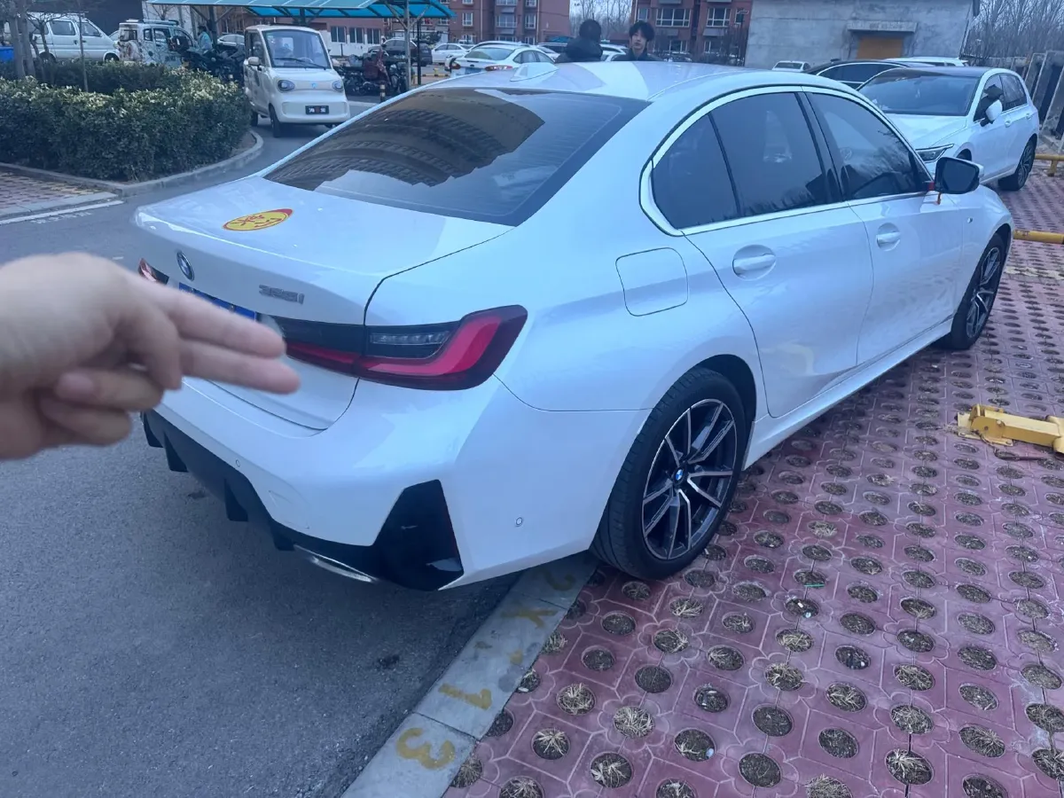 2025 BMW 3 Series 2.0T 184HP L4 8AT,autocango,china used car exporter,china ev exporter,chinese used car exporter,chinese used ev exporter