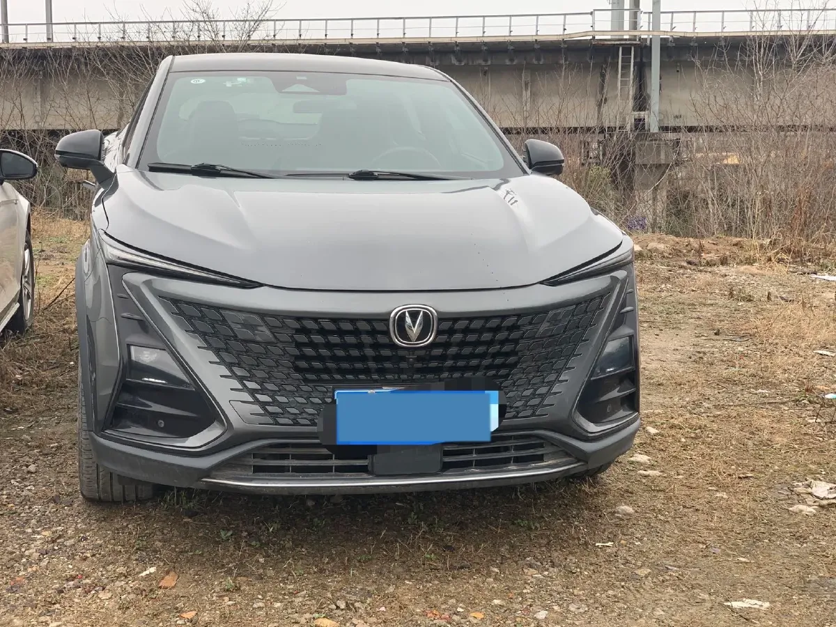 2022 ChangAn UNI-T 1.5T 188HP L4 7DCT,autocango,china used car exporter,china ev exporter,chinese used car exporter,chinese used ev exporter