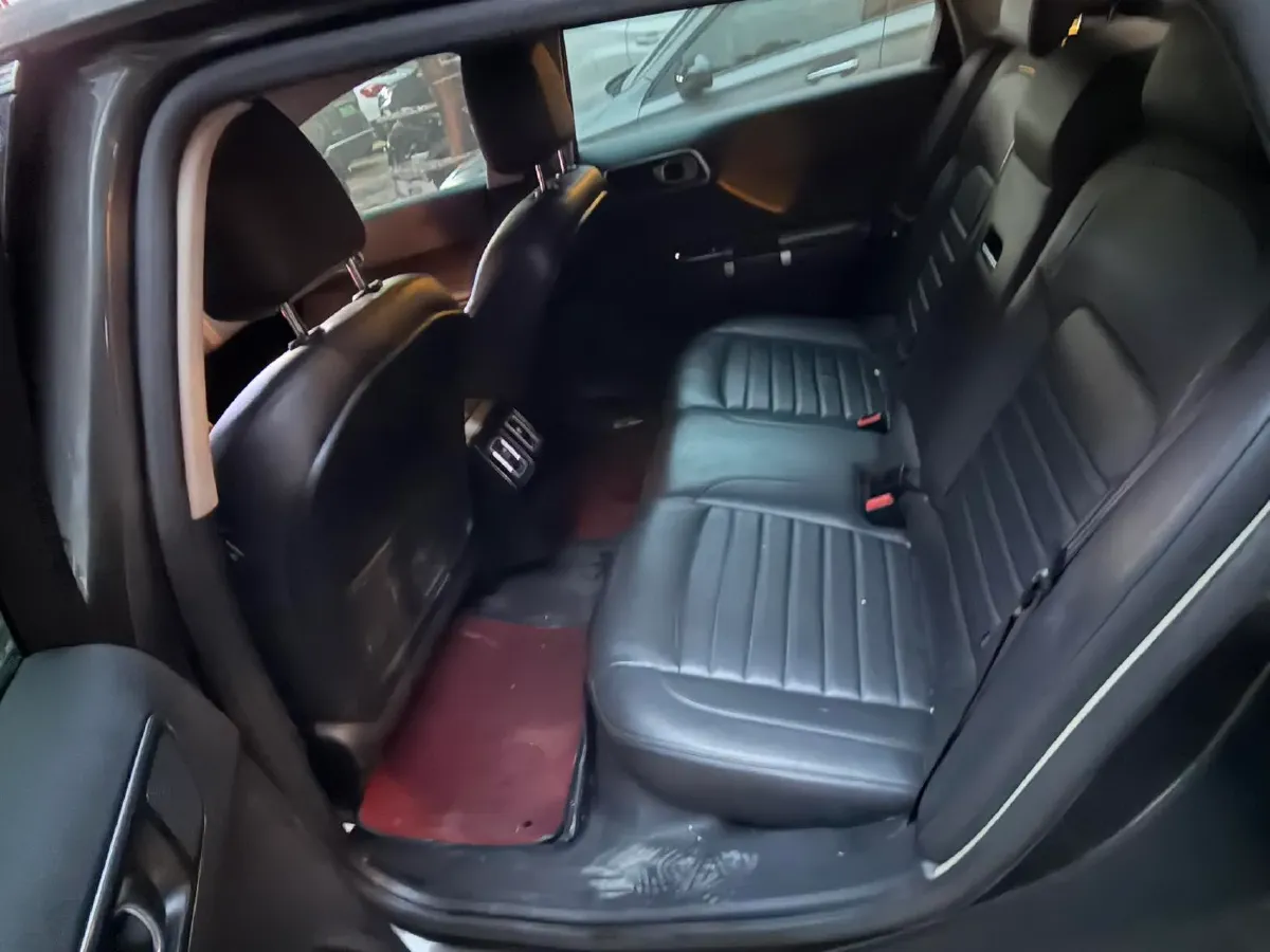 2017 Citroen C6 1.6T 167HP L4 6AT,autocango,china used car exporter,china ev exporter,chinese used car exporter,chinese used ev exporter