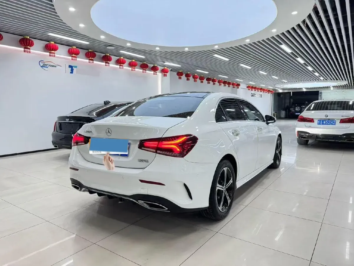 2023 Mercedes-Benz A Class 1.3T 163HP L4 7DCT,autocango,china used car exporter,china ev exporter,chinese used car exporter,chinese used ev exporter