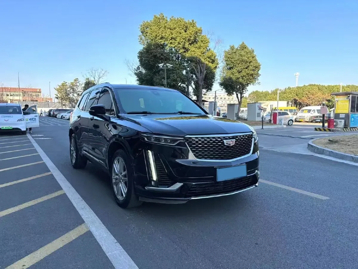 2021 Cadillac XT6 2.0T 237HP L4 9AT,autocango,china used car exporter,china ev exporter,chinese used car exporter,chinese used ev exporter