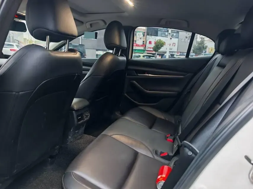2021 Mazda 3 Axela 1.5L 117HP L4 6AT,autocango,china used car exporter,china ev exporter,chinese used car exporter,chinese used ev exporter