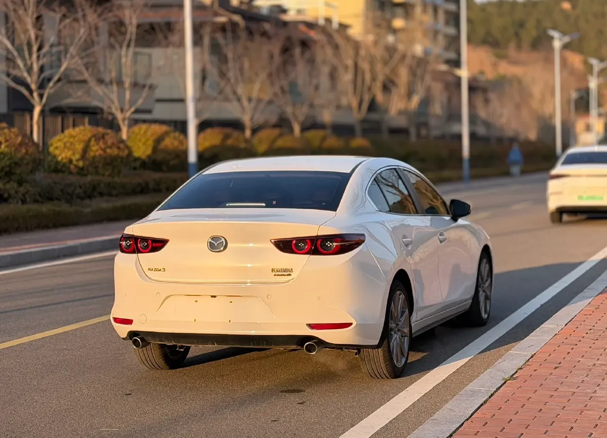 2021 Mazda 3 Axela 2.0L 158HP L4 6AT,autocango,china used car exporter,china ev exporter,chinese used car exporter,chinese used ev exporter