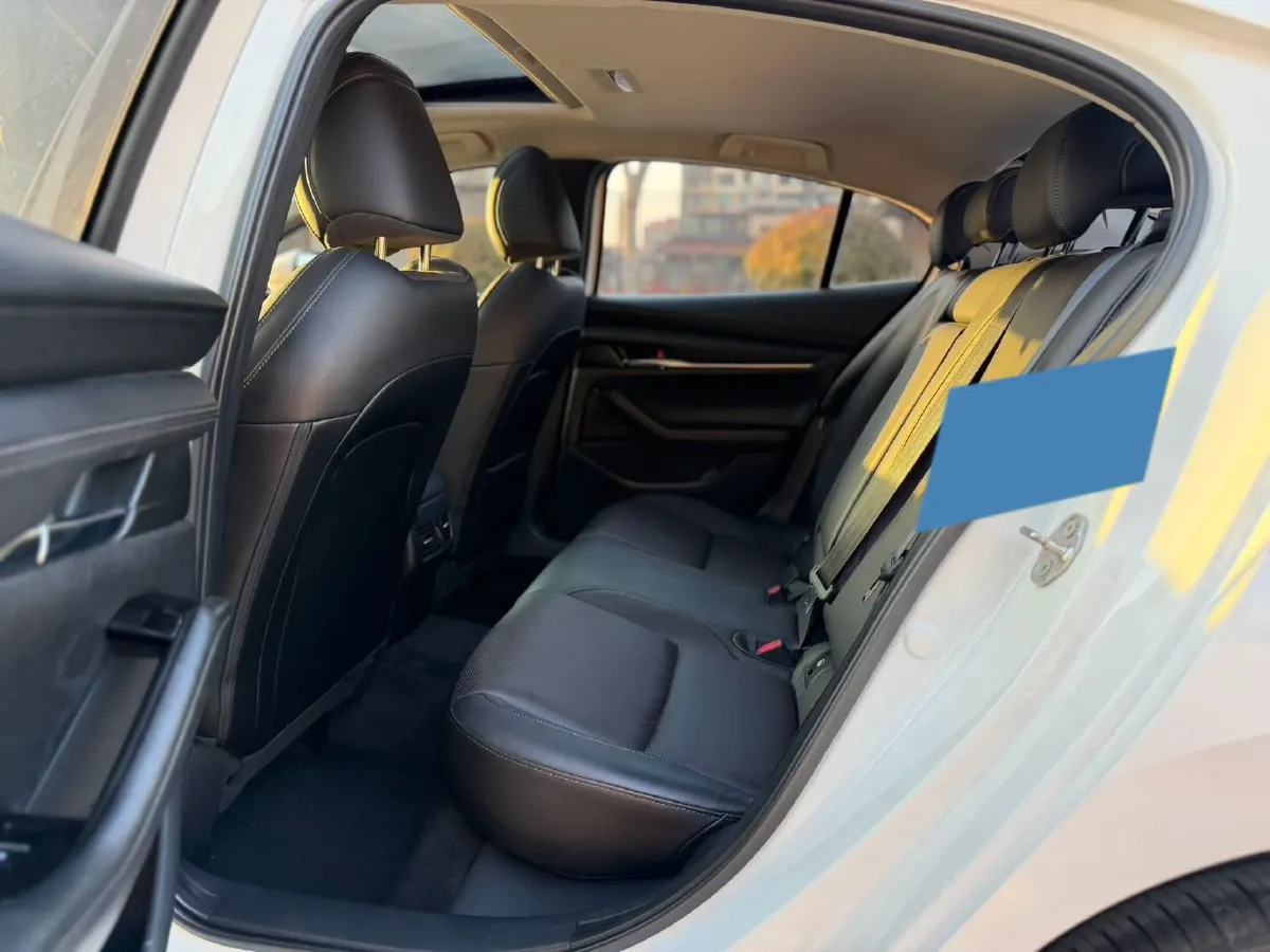 2021 Mazda 3 Axela 2.0L 158HP L4 6AT,autocango,china used car exporter,china ev exporter,chinese used car exporter,chinese used ev exporter