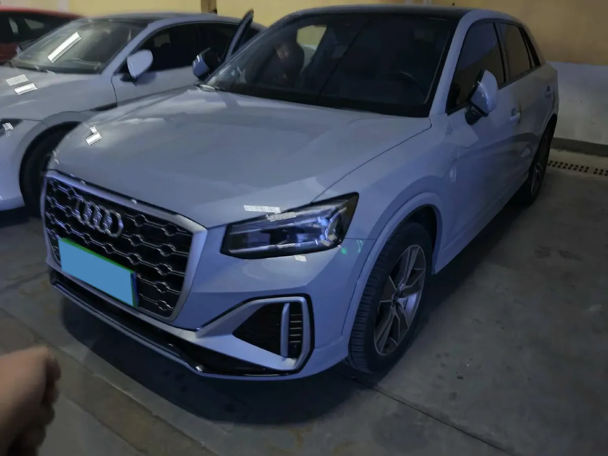 2023 Audi Q2L 1.5T 160HP L4 7DCT,autocango,china used car exporter,china ev exporter,chinese used car exporter,chinese used ev exporter