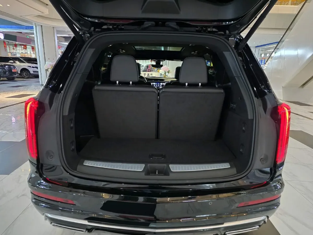 2022 Cadillac XT6 2.0T 237HP L4 9AT,autocango,china used car exporter,china ev exporter,chinese used car exporter,chinese used ev exporter