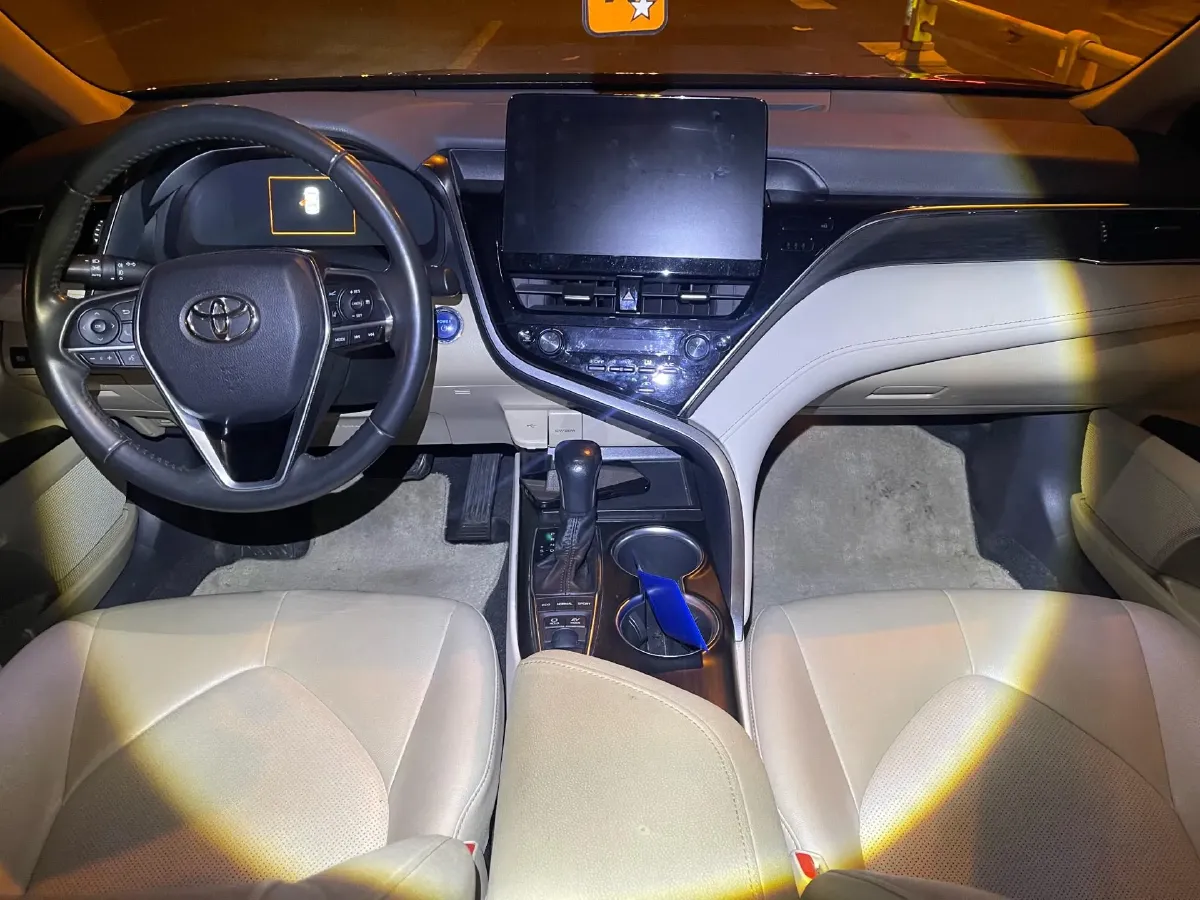 2021 Toyota Camry 2.5L 178HP L4 E-CVT Hybrid,autocango,china used car exporter,china ev exporter,chinese used car exporter,chinese used ev exporter
