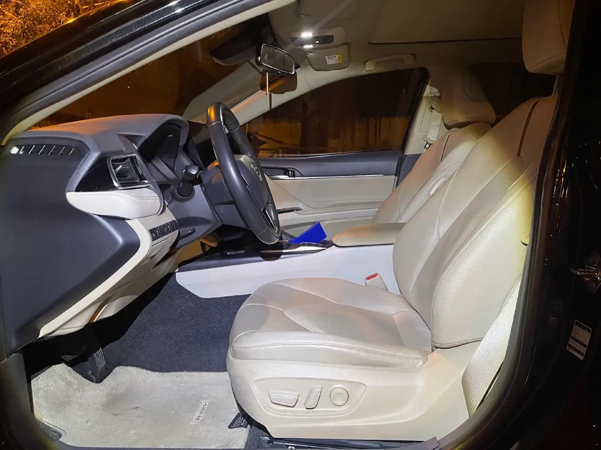 2021 Toyota Camry 2.5L 178HP L4 E-CVT Hybrid,autocango,china used car exporter,china ev exporter,chinese used car exporter,chinese used ev exporter