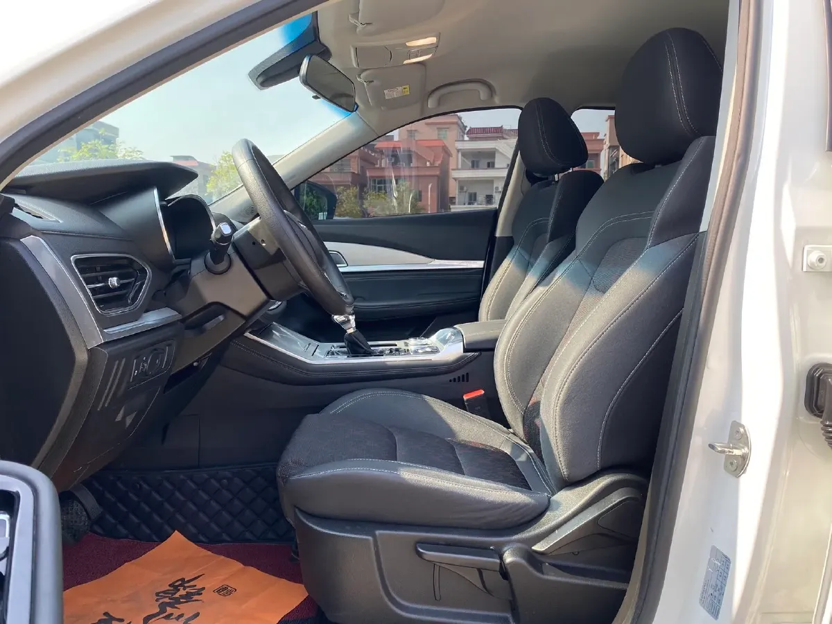 2020 ChangAn Eado 1.4T 158HP L4 7DCT,autocango,china used car exporter,china ev exporter,chinese used car exporter,chinese used ev exporter