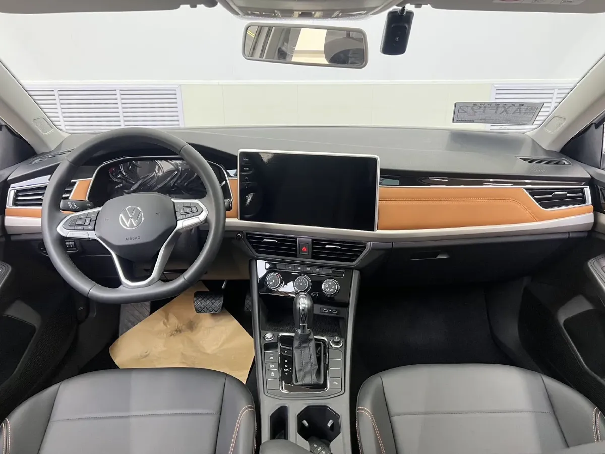 2023 Volkswagen Bora 1.2T 116HP L4 7DCT,autocango,china used car exporter,china ev exporter,chinese used car exporter,chinese used ev exporter