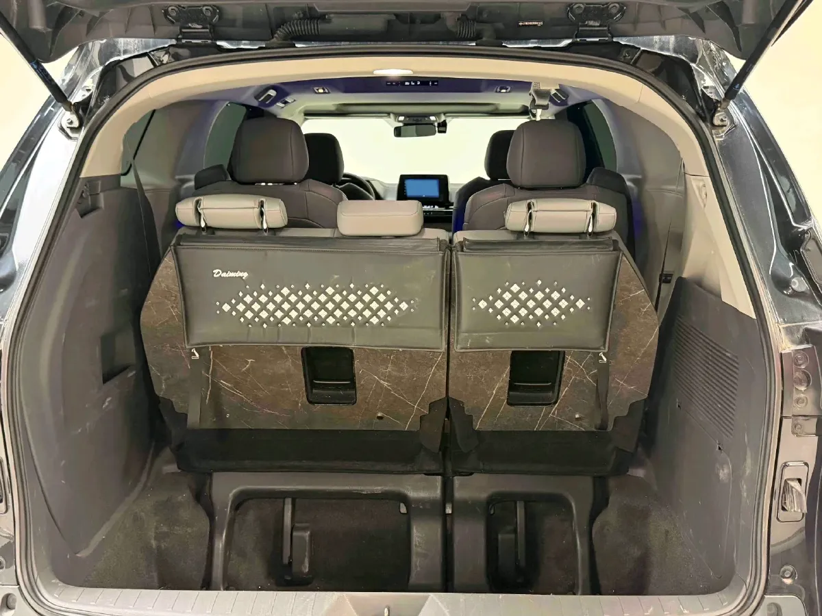 2024 Toyota Granvia 2.5L 189HP L4 E-CVT Hybrid,autocango,china used car exporter,china ev exporter,chinese used car exporter,chinese used ev exporter