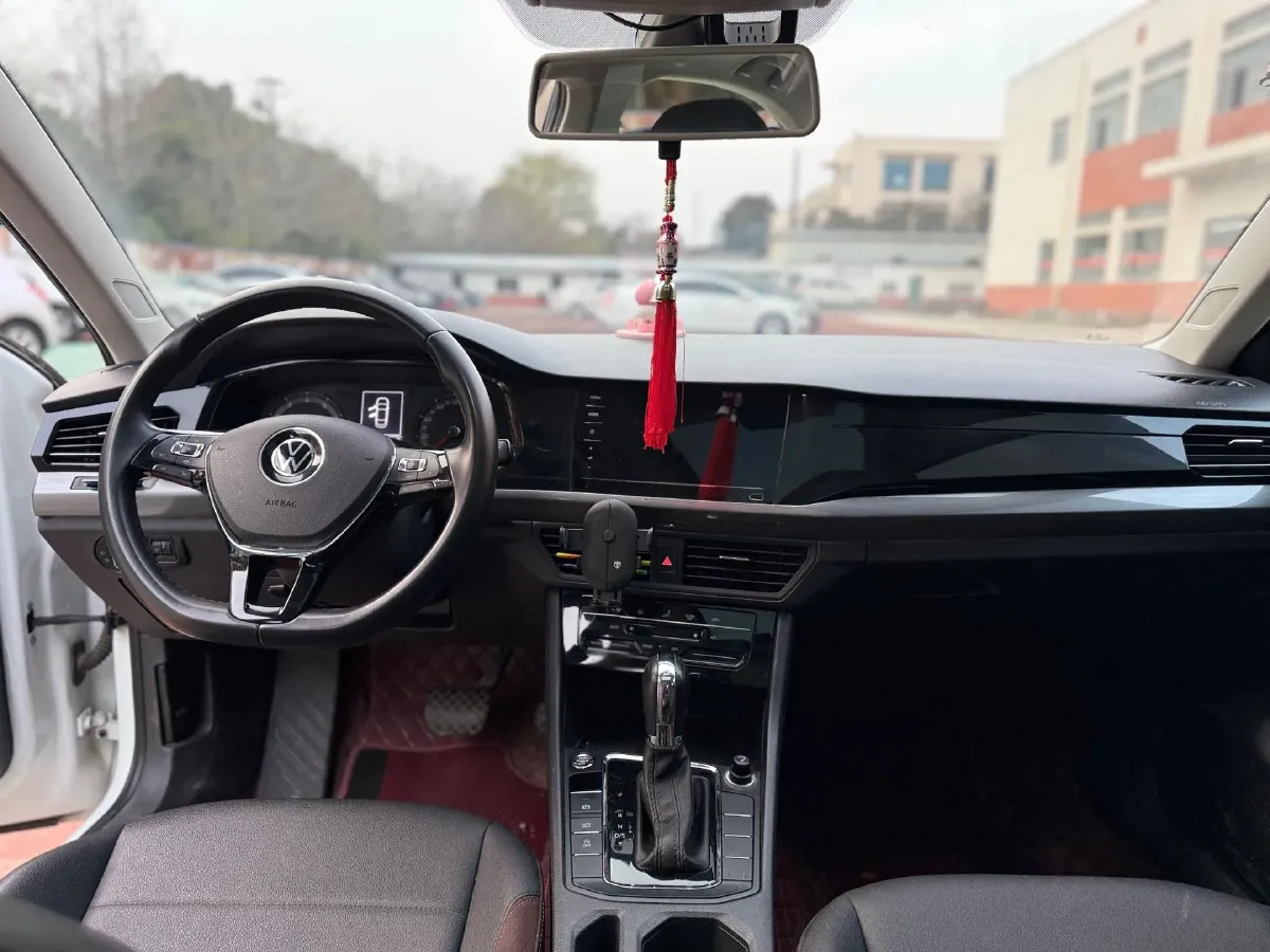 2021 Volkswagen Bora 1.5L 113HP L4 6AT,autocango,china used car exporter,china ev exporter,chinese used car exporter,chinese used ev exporter