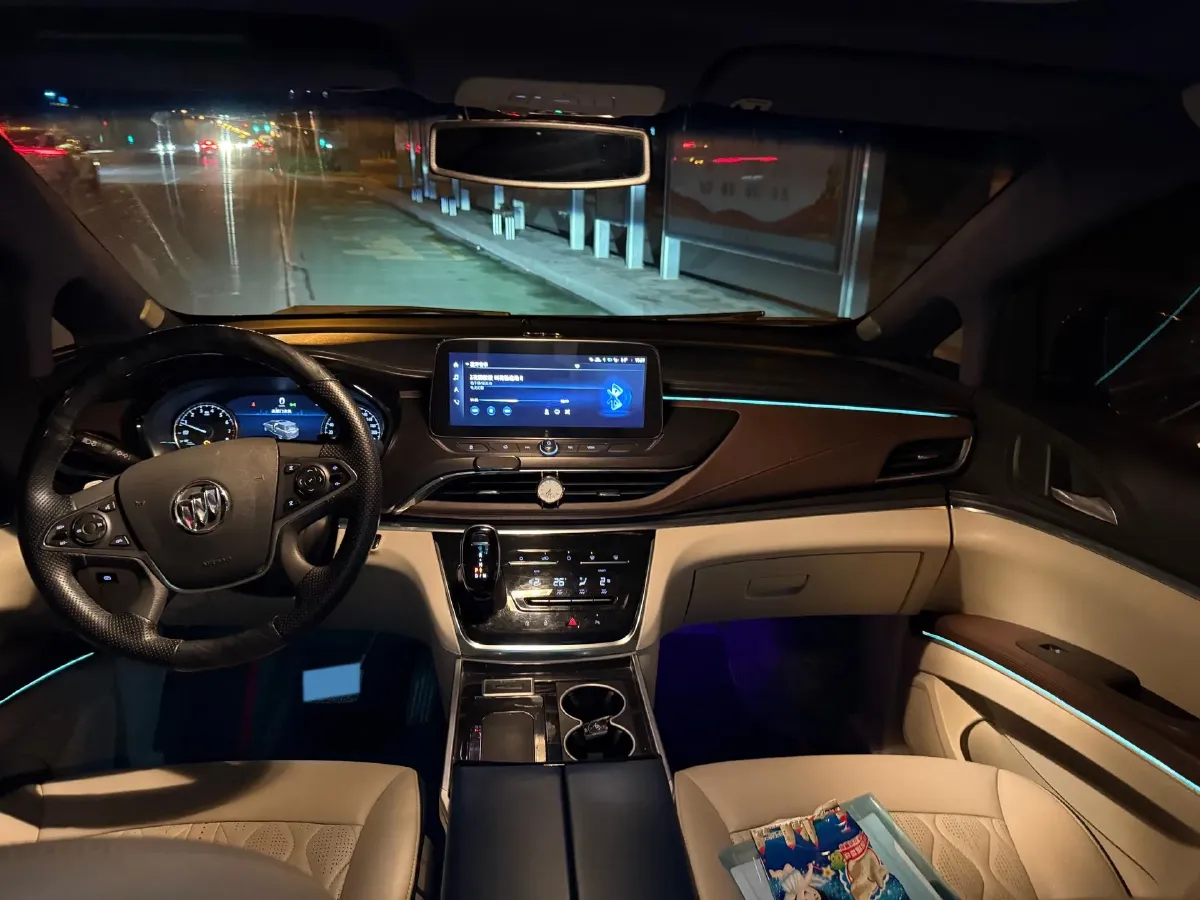 2020 Buick GL8 2.0T 237HP L4 9AT,autocango,china used car exporter,china ev exporter,chinese used car exporter,chinese used ev exporter