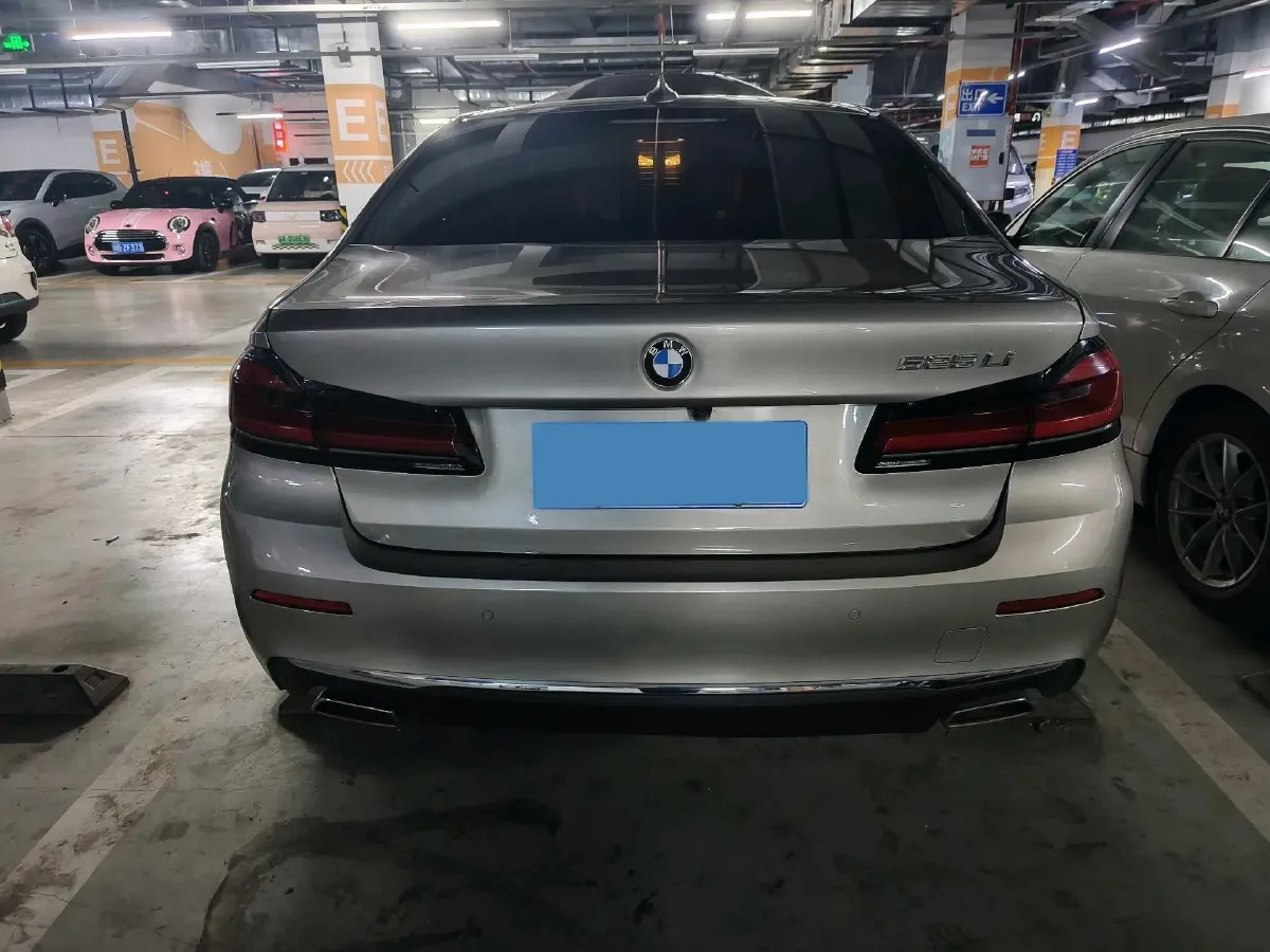 2021 BMW 5 Series 2.0T 184HP L4 8AT,autocango,china used car exporter,china ev exporter,chinese used car exporter,chinese used ev exporter