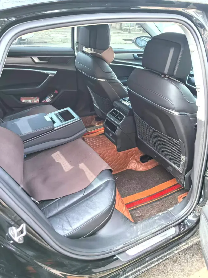 2021 Audi A6L 2.0T 224HP L4 7DCT,autocango,china used car exporter,china ev exporter,chinese used car exporter,chinese used ev exporter