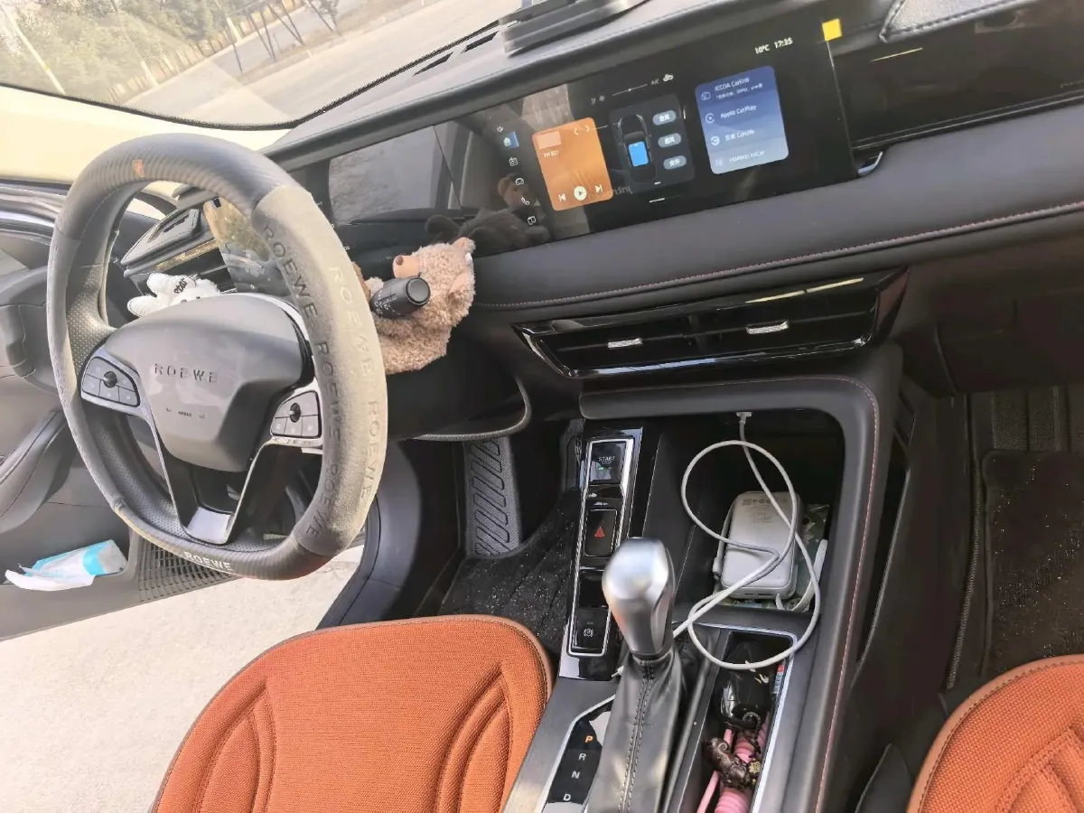 2026 Roewe i5 1.5L 129HP L4 CVT,autocango,china used car exporter,china ev exporter,chinese used car exporter,chinese used ev exporter