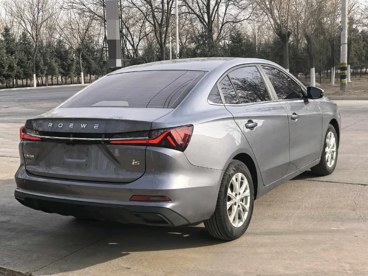 2026 Roewe i5 1.5L 129HP L4 CVT,autocango,china used car exporter,china ev exporter,chinese used car exporter,chinese used ev exporter