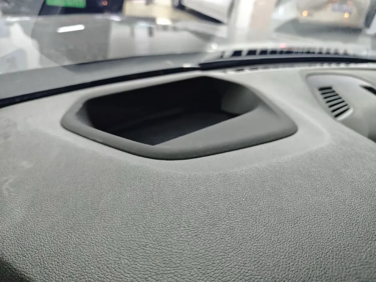 2021 BMW 5 Series 2.0T 252HP L4 8AT,autocango,china used car exporter,china ev exporter,chinese used car exporter,chinese used ev exporter