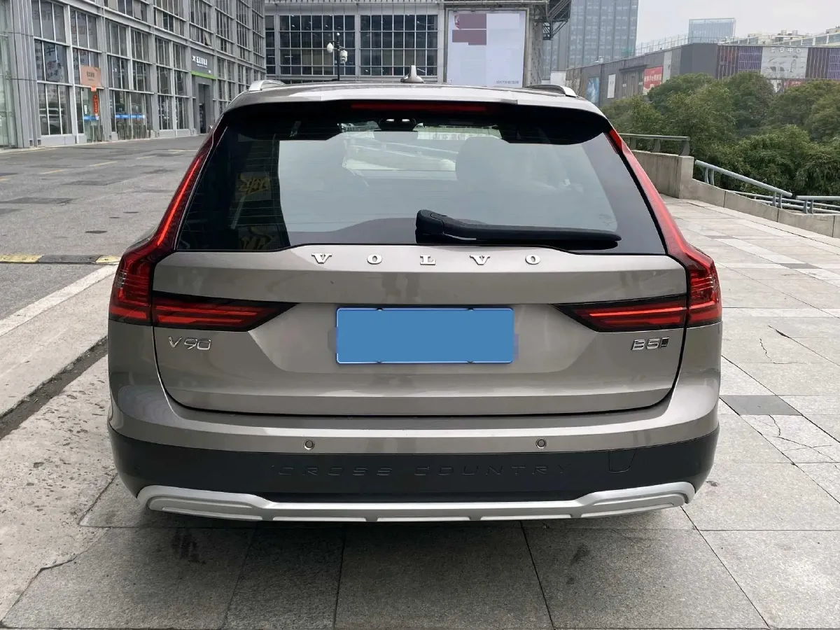 2023 Volvo V90 2.0T 250HP L4 8AT,autocango,china used car exporter,china ev exporter,chinese used car exporter,chinese used ev exporter