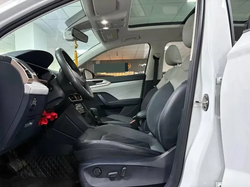 2023 Volkswagen Tharu 1.5T 160HP L4 7DCT,autocango,china used car exporter,china ev exporter,chinese used car exporter,chinese used ev exporter