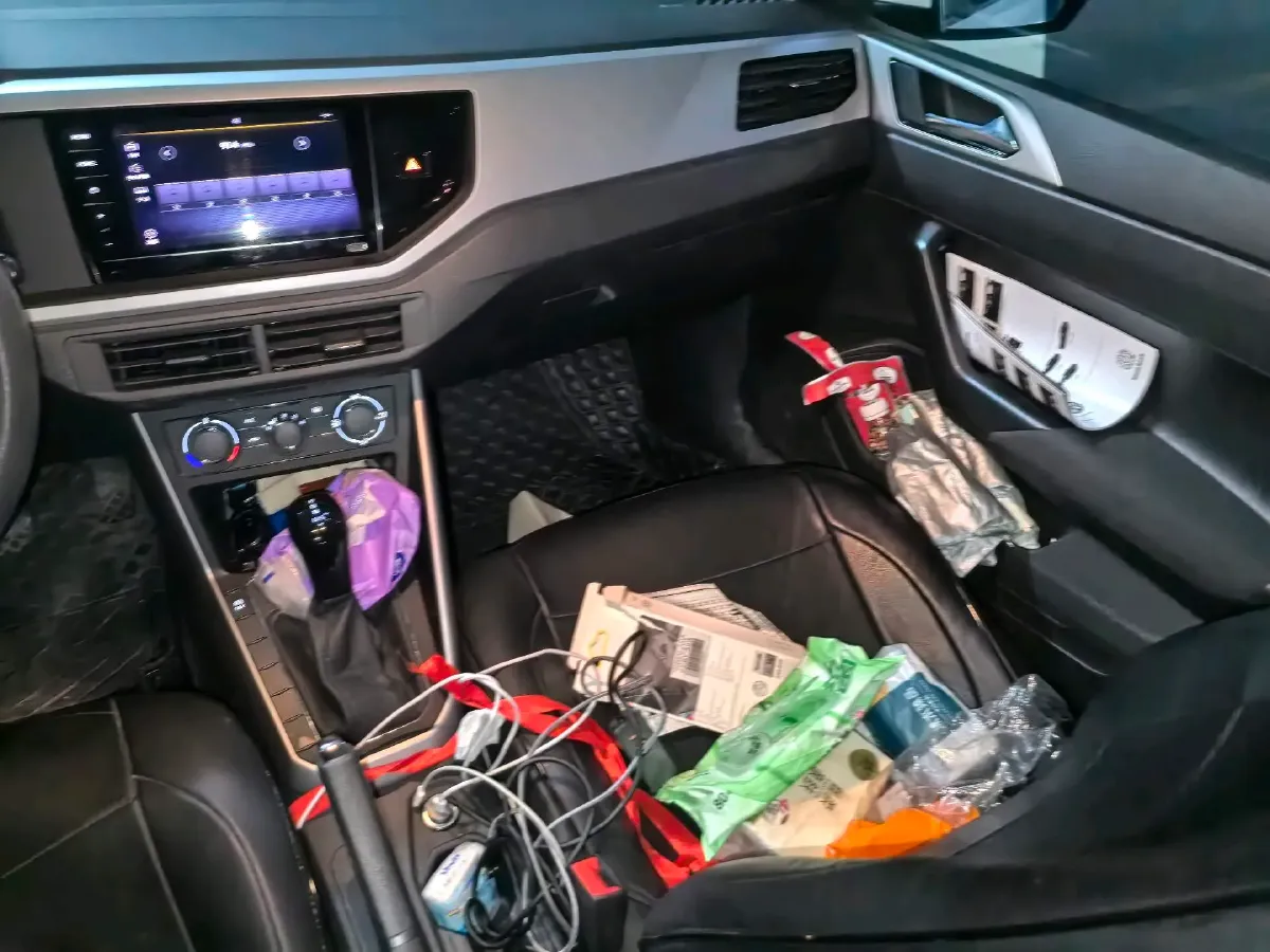 2022 Jetour X70 1.5T 156HP L4 6MT,autocango,china used car exporter,china ev exporter,chinese used car exporter,chinese used ev exporter