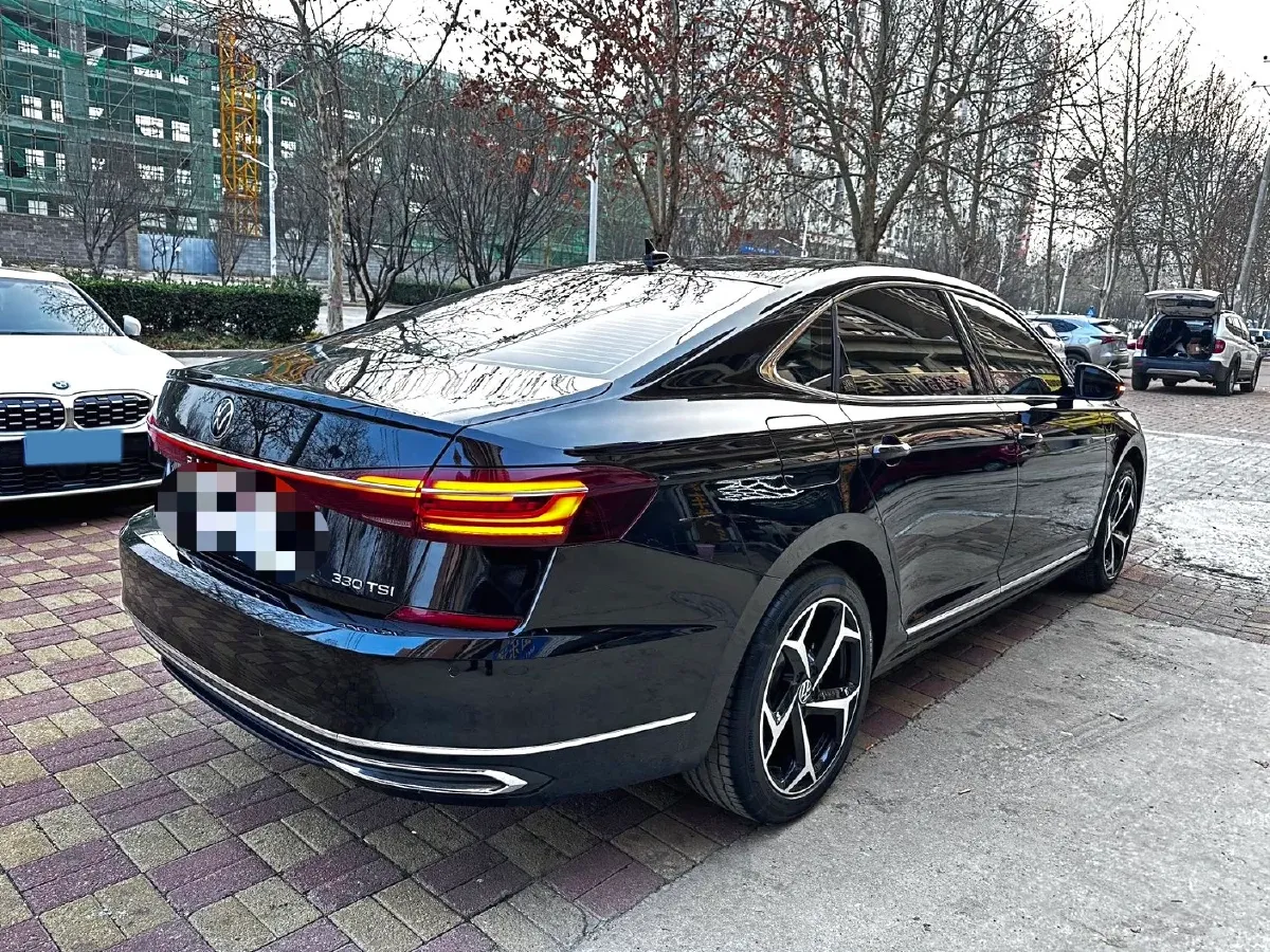 2024 Volkswagen Passat 2.0T 186HP L4 7DCT,autocango,china used car exporter,china ev exporter,chinese used car exporter,chinese used ev exporter