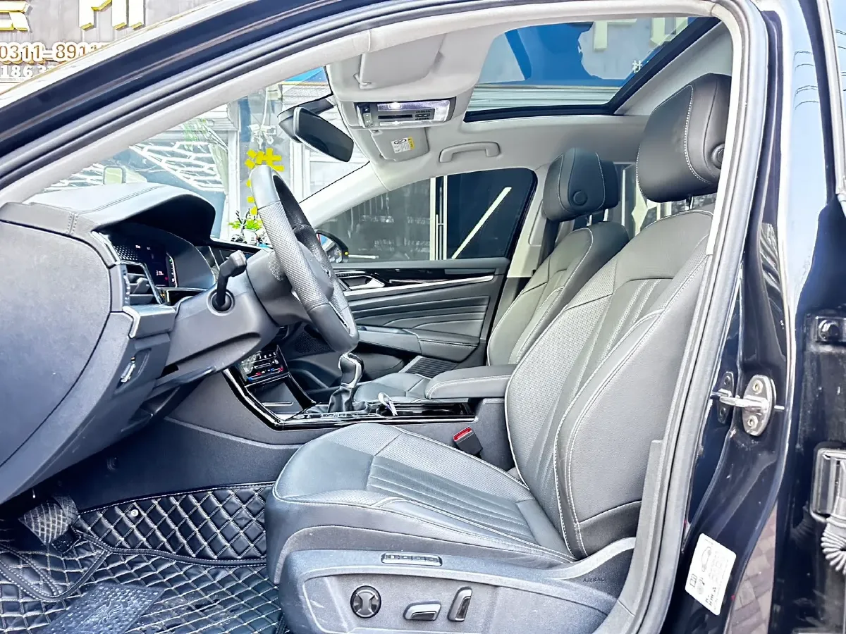 2024 Volkswagen Passat 2.0T 186HP L4 7DCT,autocango,china used car exporter,china ev exporter,chinese used car exporter,chinese used ev exporter