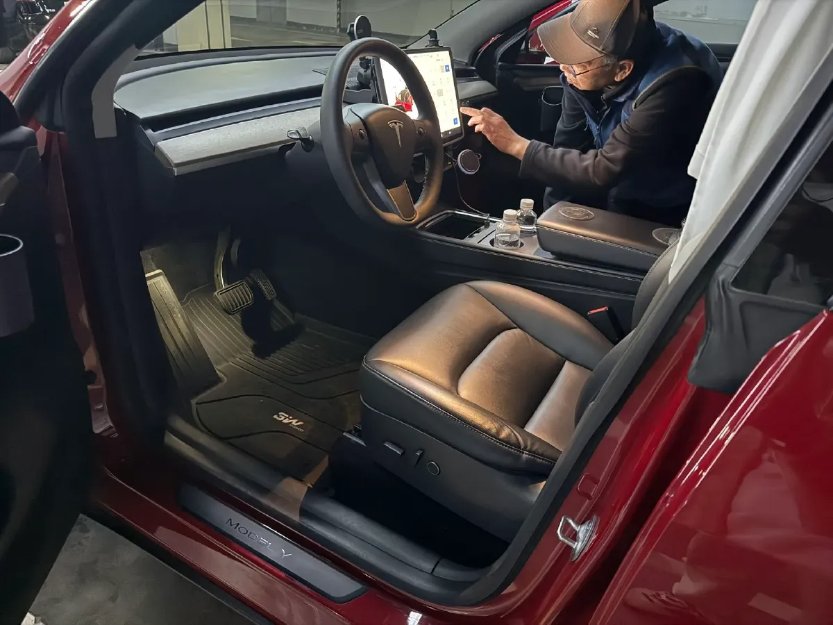 2021 Tesla Model Y BEV 76.8KWH,autocango,china used car exporter,china ev exporter,chinese used car exporter,chinese used ev exporter