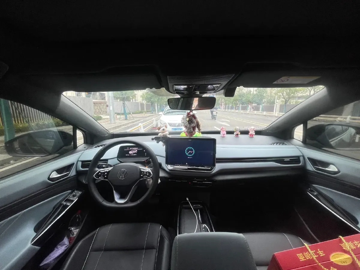 2025 Volkswagen ID.4 X BEV 52.8KWH,autocango,china used car exporter,china ev exporter,chinese used car exporter,chinese used ev exporter