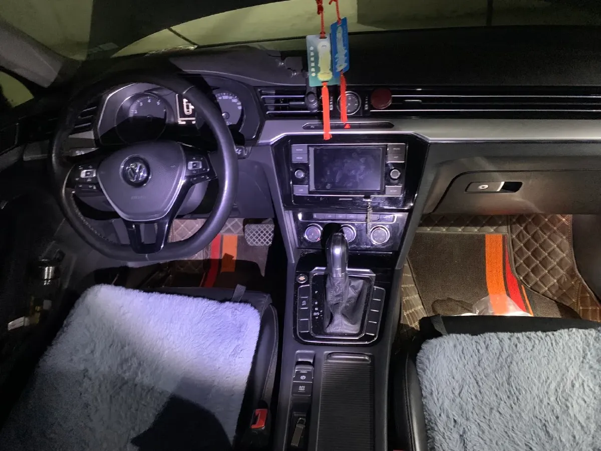 2018 Volkswagen Magotan 1.8T 180HP L4 7DCT,autocango,china used car exporter,china ev exporter,chinese used car exporter,chinese used ev exporter