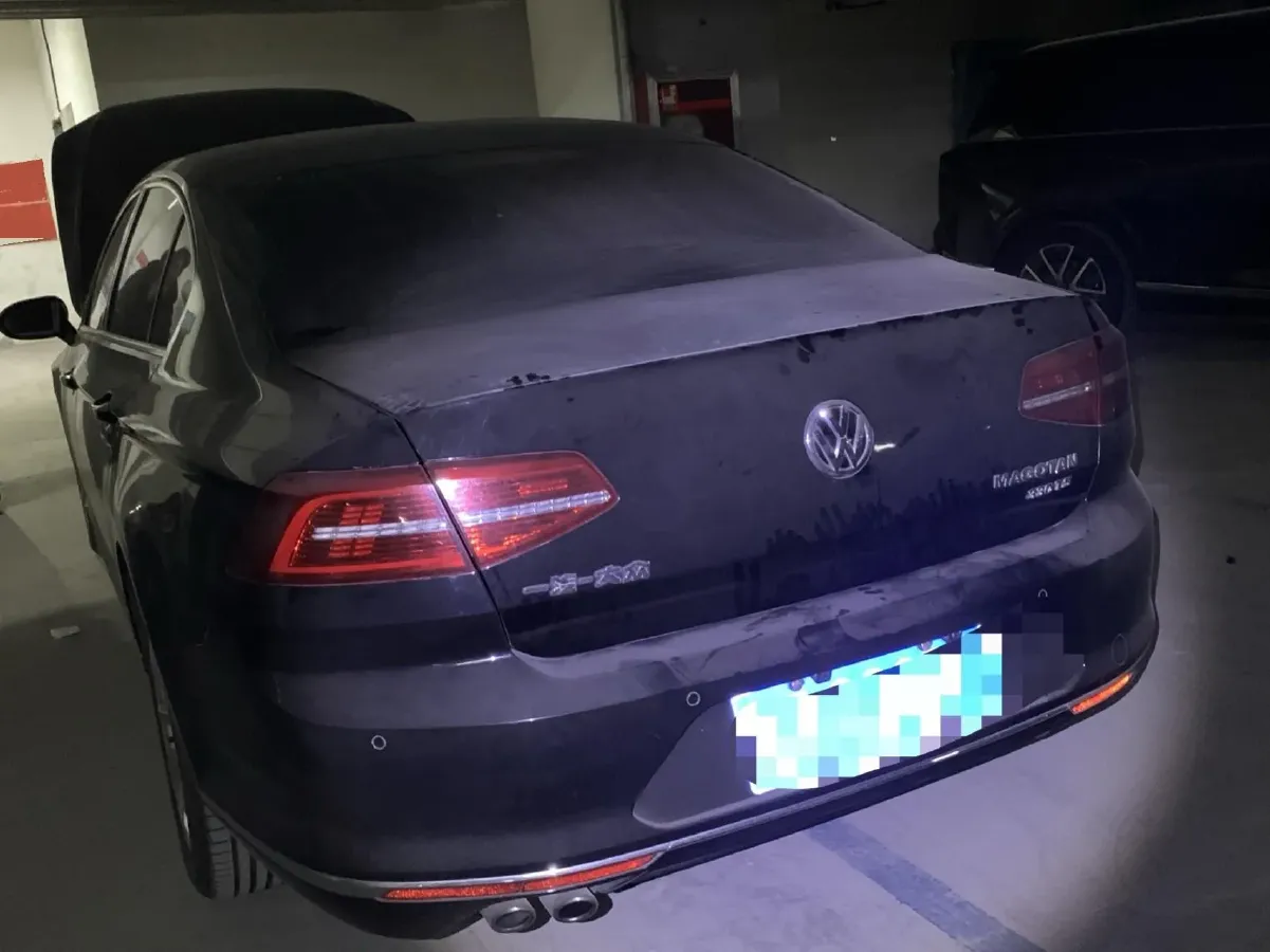 2018 Volkswagen Magotan 1.8T 180HP L4 7DCT,autocango,china used car exporter,china ev exporter,chinese used car exporter,chinese used ev exporter