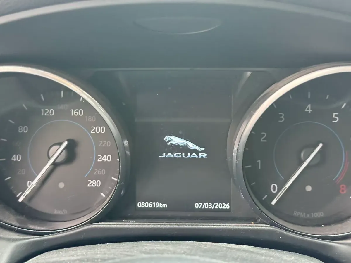 2018 Jaguar XFL 2.0T 200HP L4 8AT,autocango,china used car exporter,china ev exporter,chinese used car exporter,chinese used ev exporter