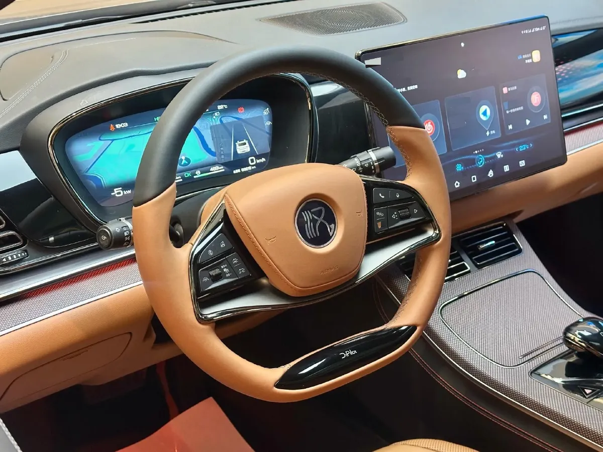 2022 Volkswagen Tiguan L 2.0T 186HP L4 7DCT,autocango,china used car exporter,china ev exporter,chinese used car exporter,chinese used ev exporter