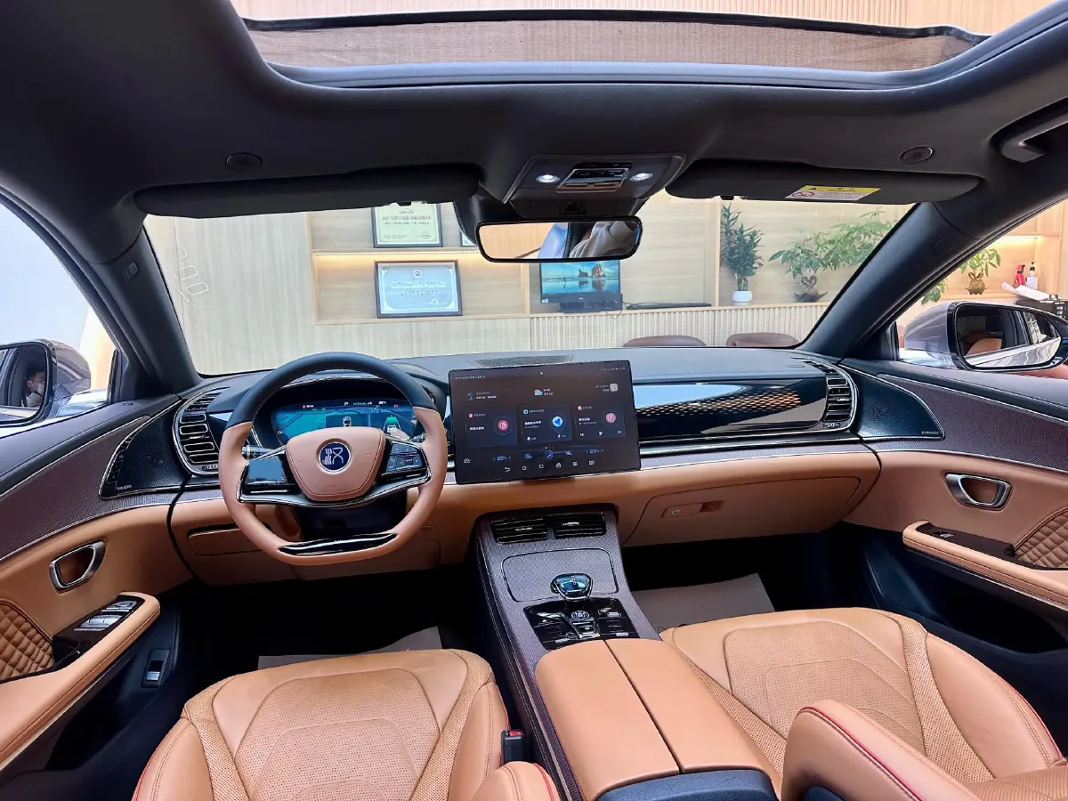 2022 Volkswagen Tiguan L 2.0T 186HP L4 7DCT,autocango,china used car exporter,china ev exporter,chinese used car exporter,chinese used ev exporter