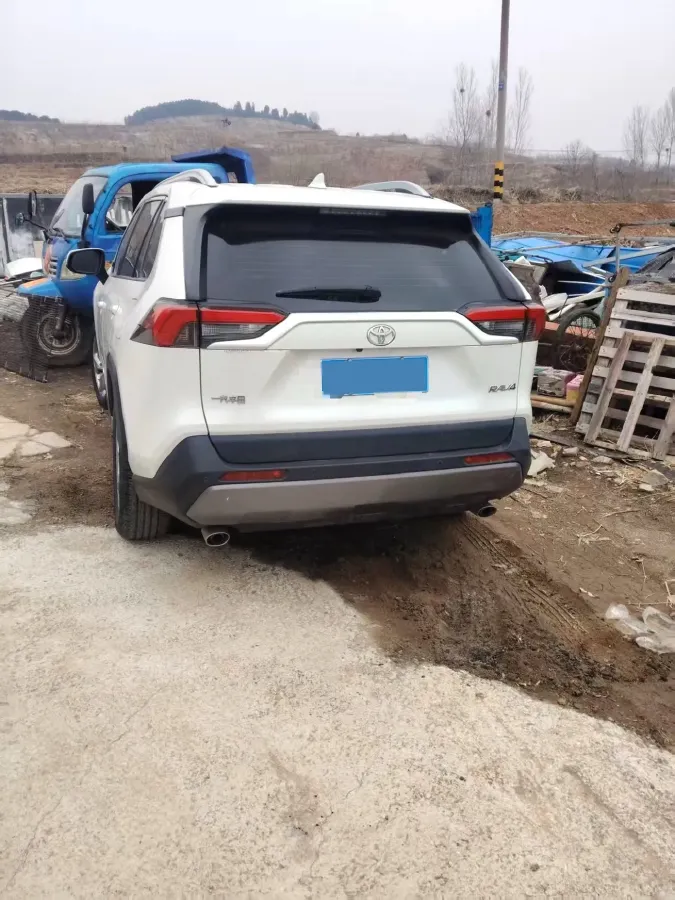 2020 Toyota RAV4 2.0L 171HP L4 CVT,autocango,china used car exporter,china ev exporter,chinese used car exporter,chinese used ev exporter