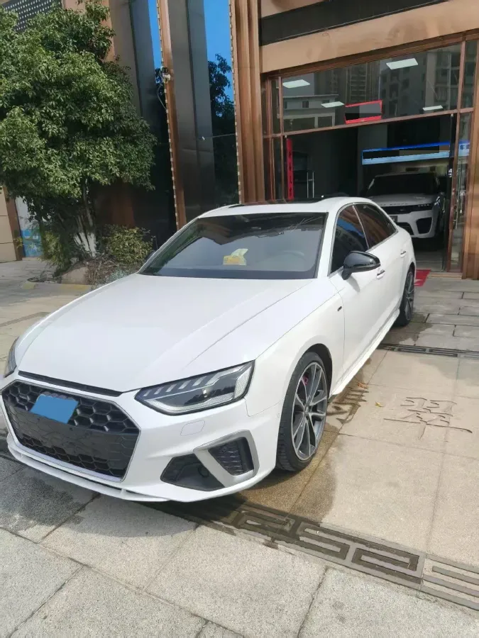 2020 Audi A4L 2.0T 252HP L4 7DCT,autocango,china used car exporter,china ev exporter,chinese used car exporter,chinese used ev exporter