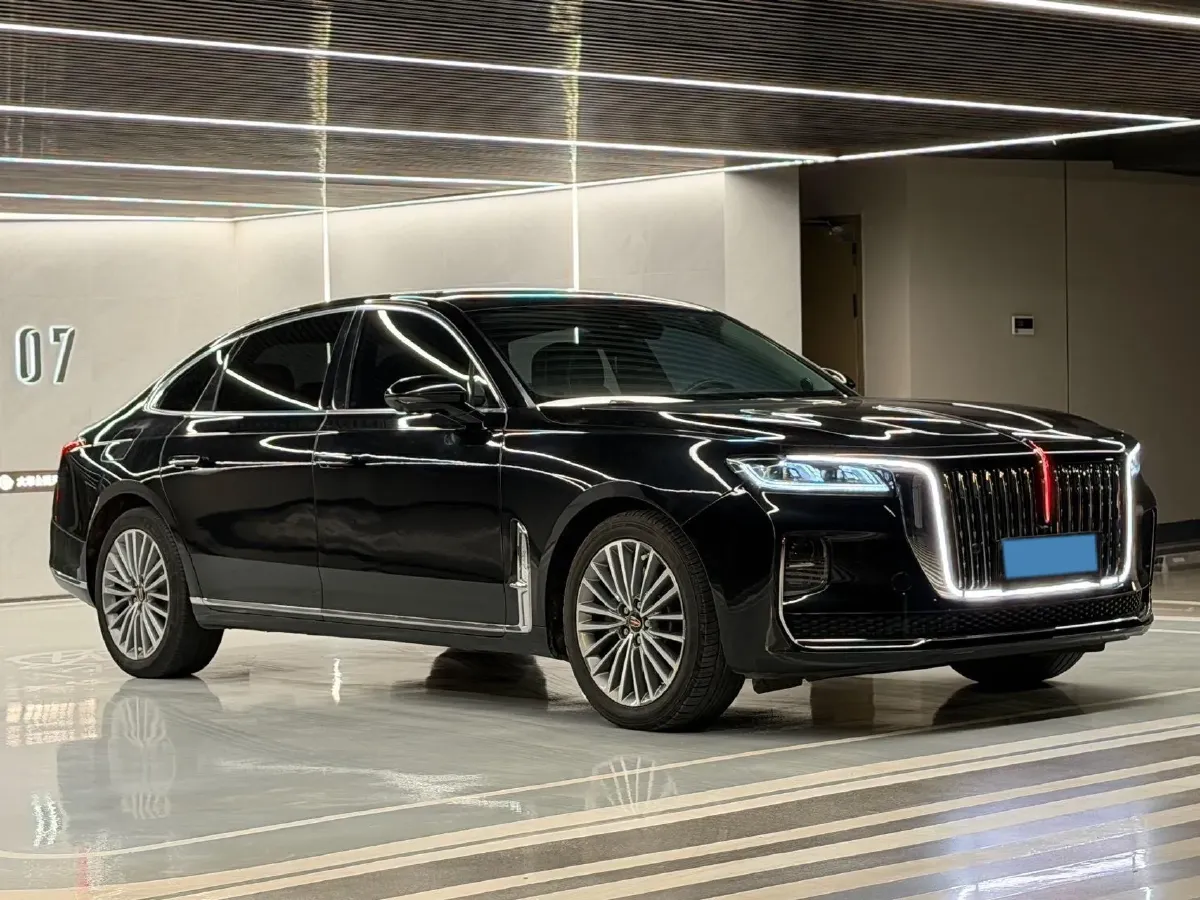2020 HongQi H9 2.0T 252HP L4 7DCT,autocango,china used car exporter,china ev exporter,chinese used car exporter,chinese used ev exporter