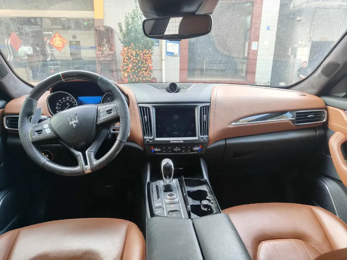 2018 Maserati Levante 3.0T 350HP V6 8AT,autocango,china used car exporter,china ev exporter,chinese used car exporter,chinese used ev exporter