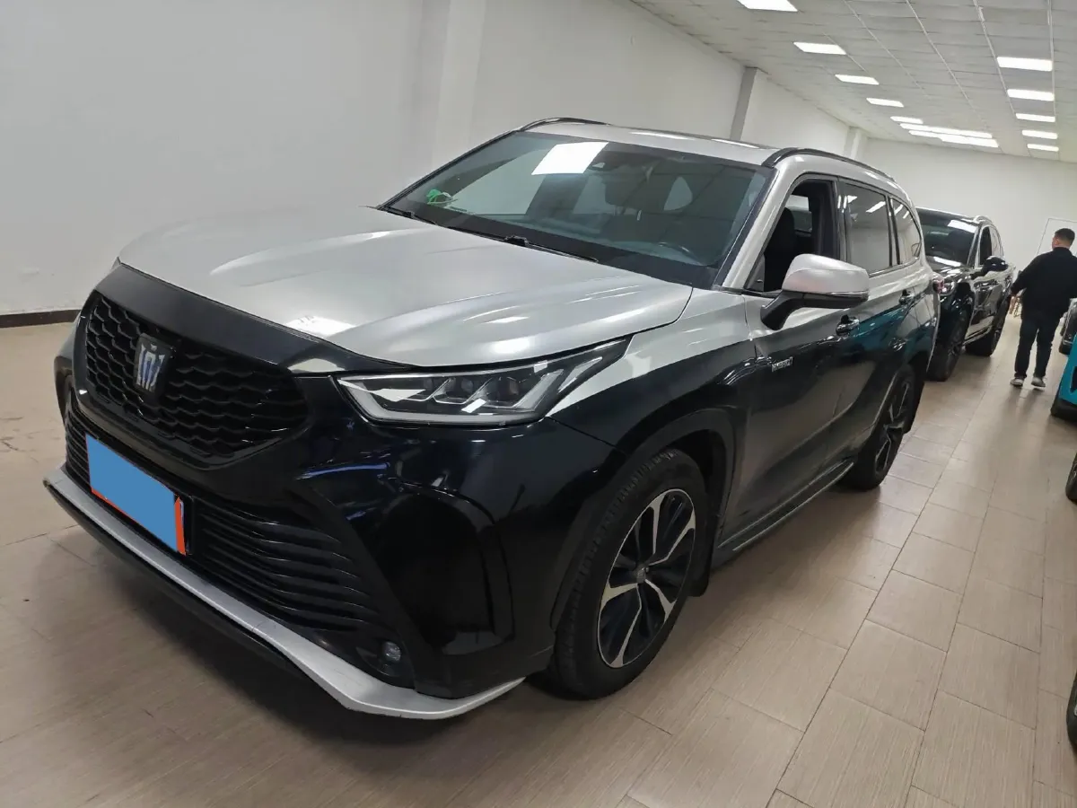 2022 Toyota Crown Kluger 2.5L 192HP L4 E-CVT Hybrid,autocango,china used car exporter,china ev exporter,chinese used car exporter,chinese used ev exporter