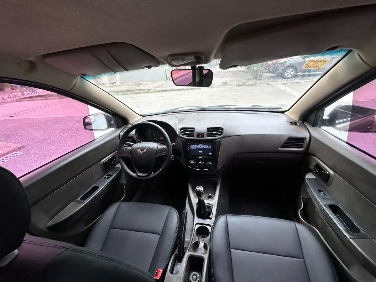 2015 WuLing HongGuang 1.5L 112HP L4 5MT,autocango,china used car exporter,china ev exporter,chinese used car exporter,chinese used ev exporter