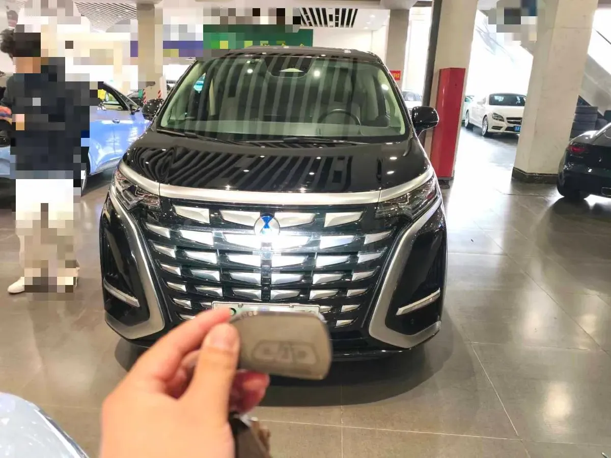 2024 Denza D9 1.5T 139HP L4 E-CVT PHEV 40KWH,autocango,china used car exporter,china ev exporter,chinese used car exporter,chinese used ev exporter